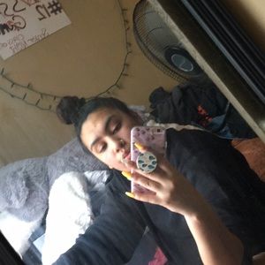 Meet your Posher, Alyssa